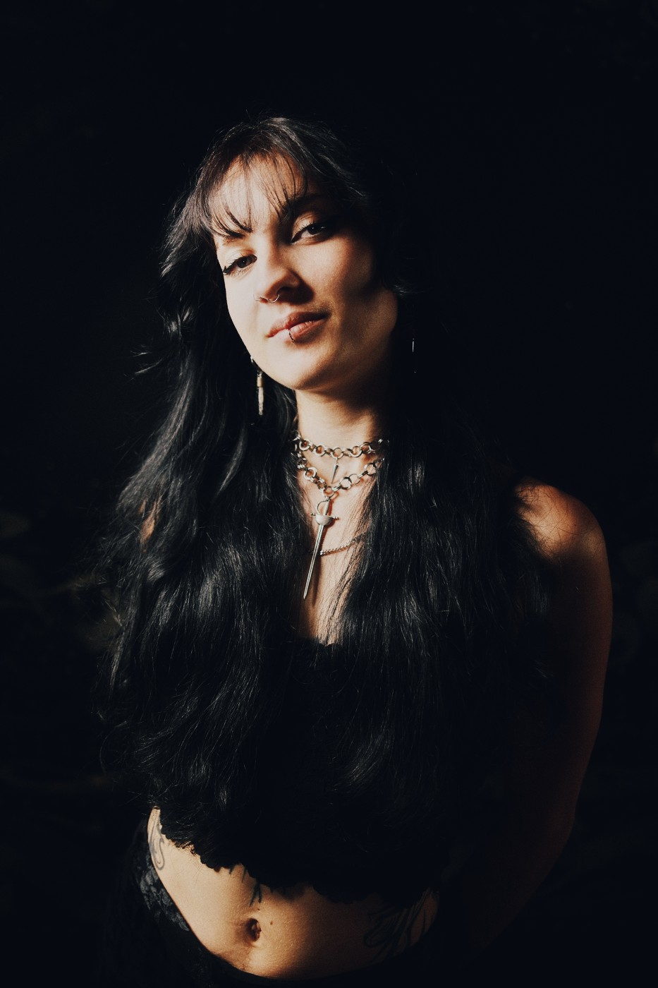 Portrait von ALIYA, Piercer im Spiritual Outlaw Atelier